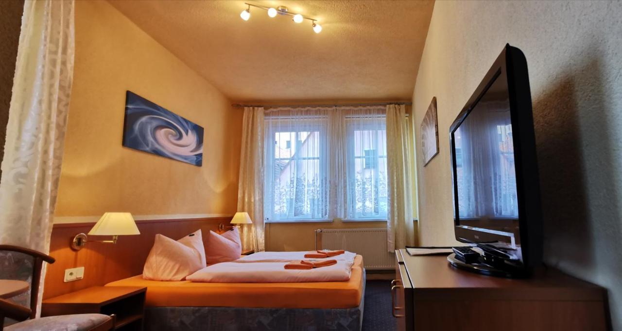 Ziegenrück Pension Thuringer Hof מראה חיצוני תמונה